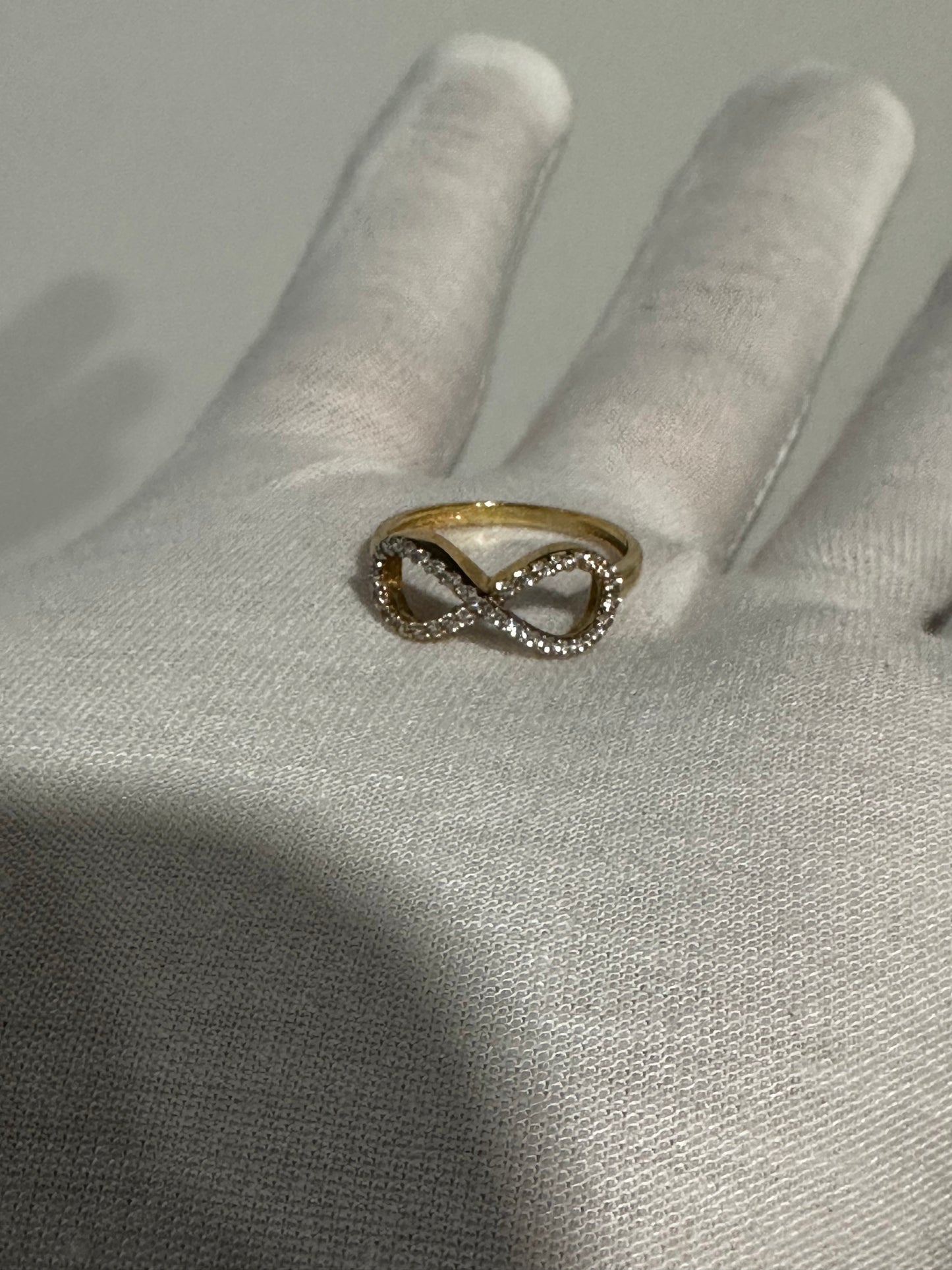 10K Infinity Ring Size 6.5