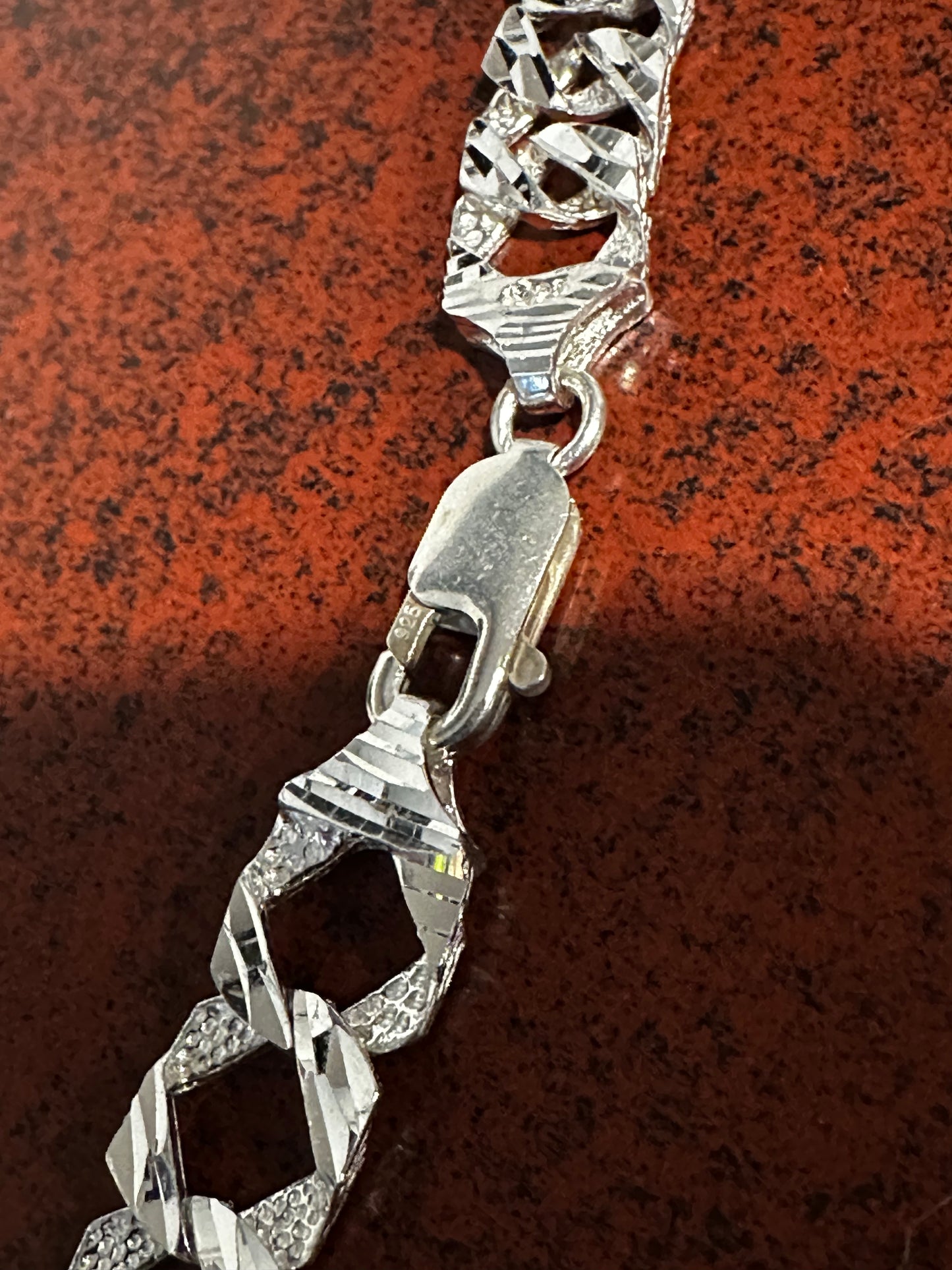 Silver Diamond Cut Chain 24”