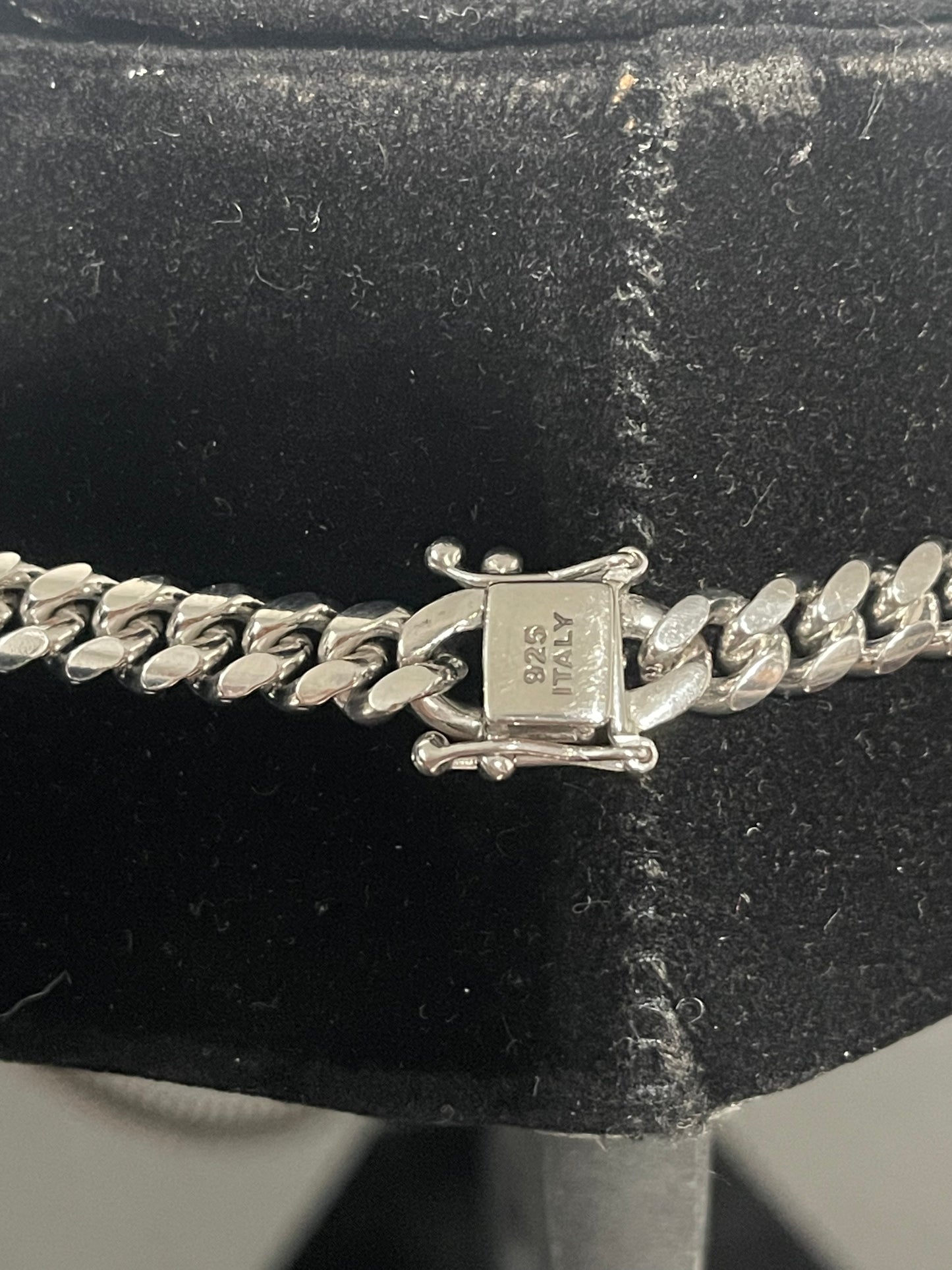 Silver Cuban Chain 24”