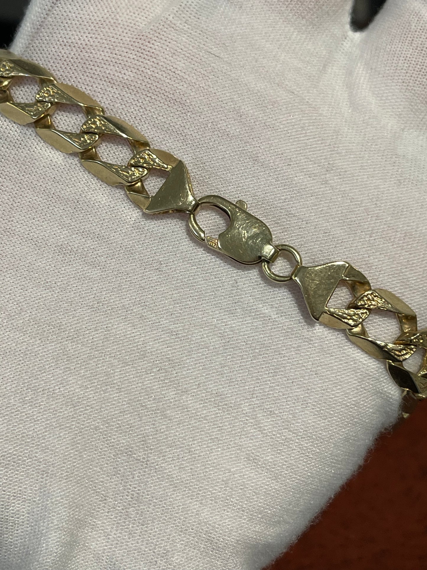 10K Nugget Bracelet 9.5”
