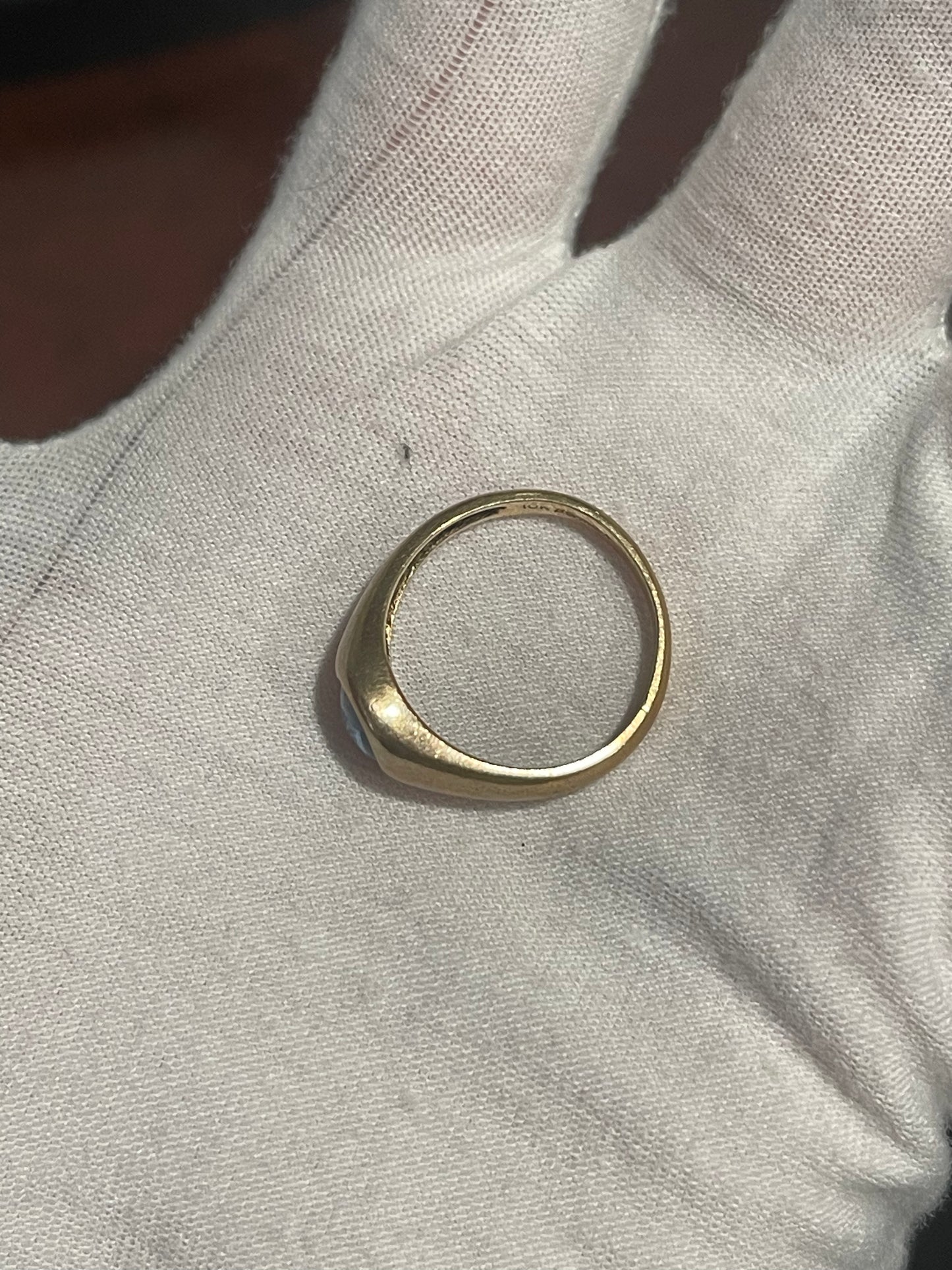 10K Gold Ring With Blue Gemstone