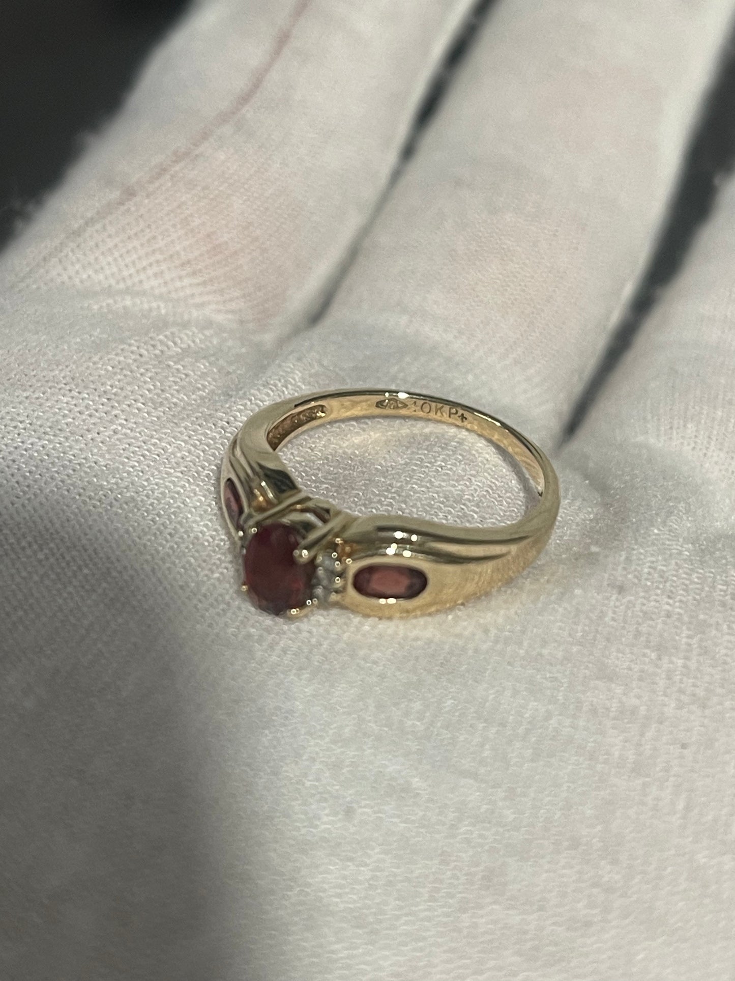 10K Garnet Ring