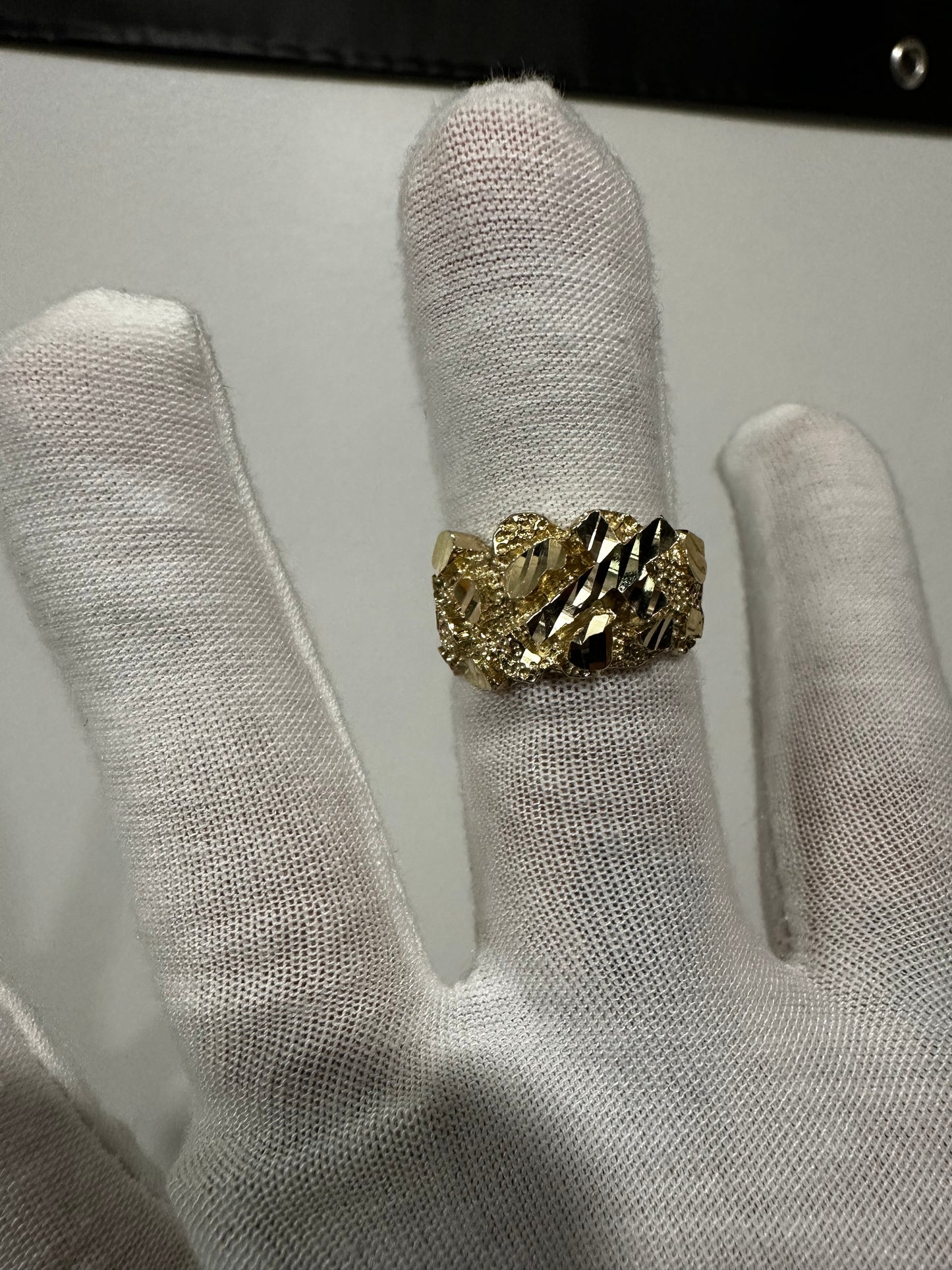 10K Nugget DC Cross Ring Size 8.5