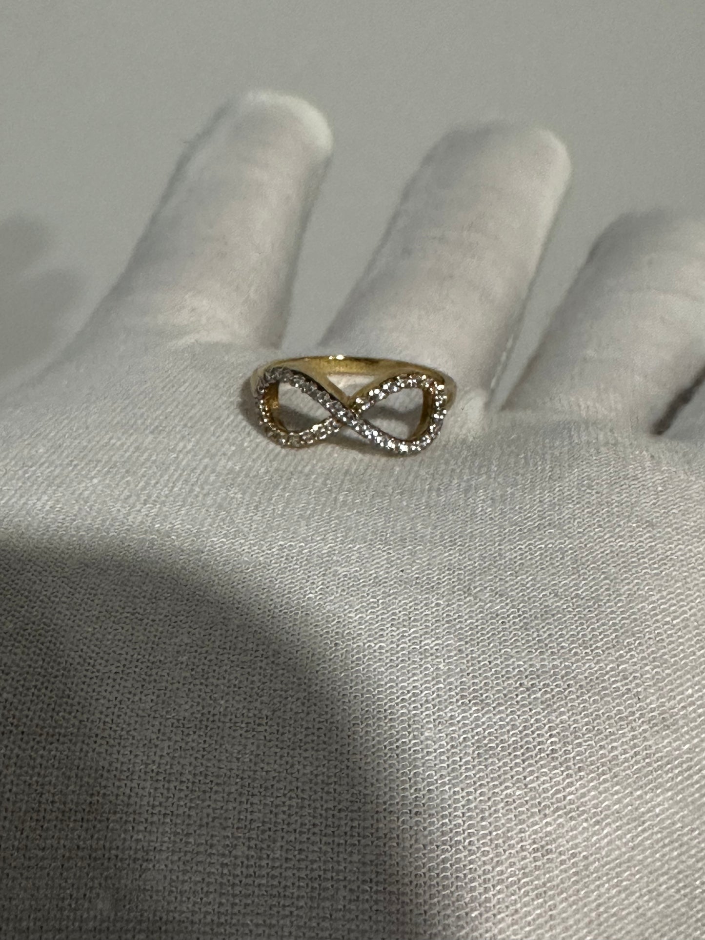 10K Infinity Ring Size 6.5