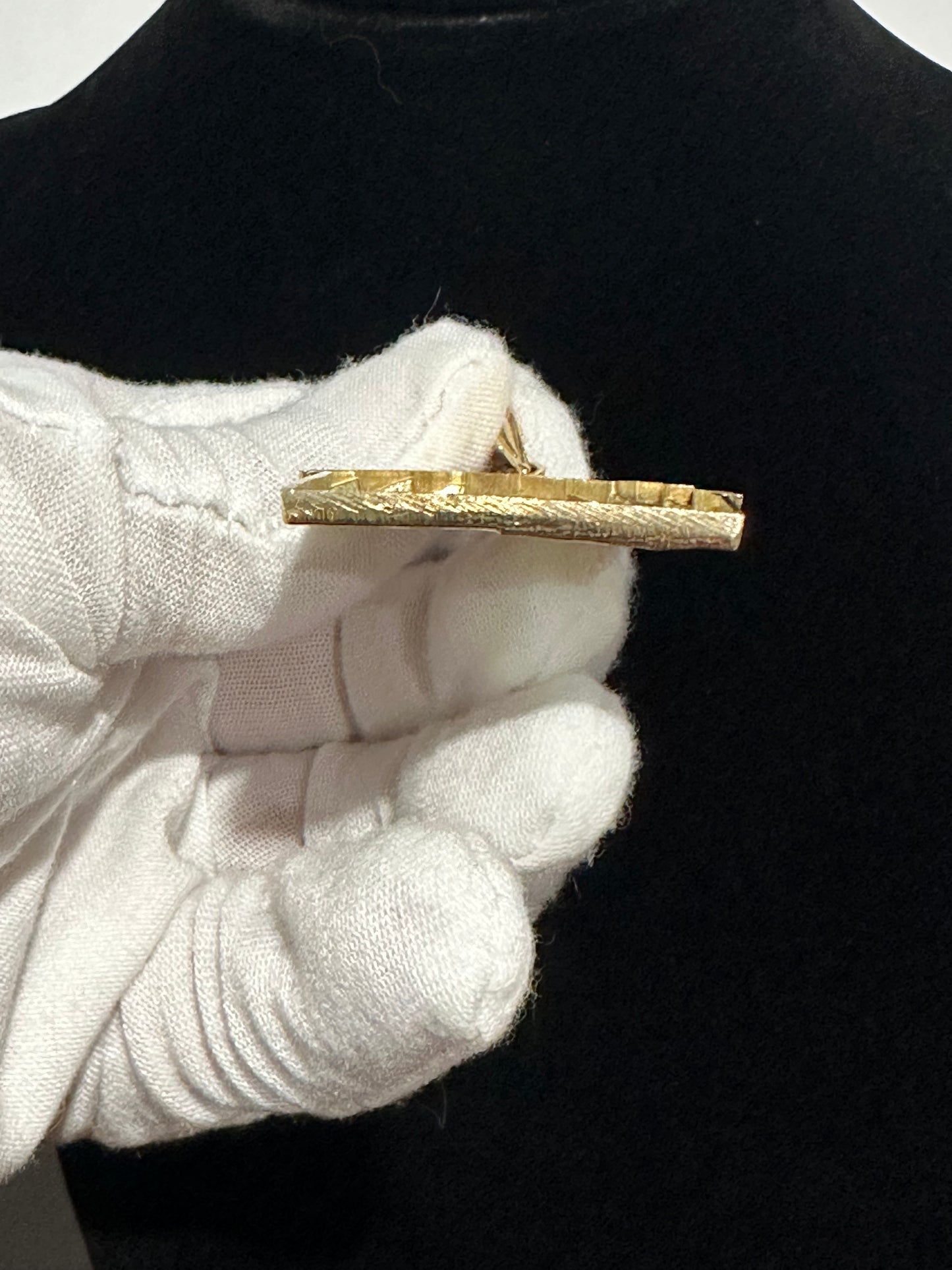 10K Traphouse Pendant