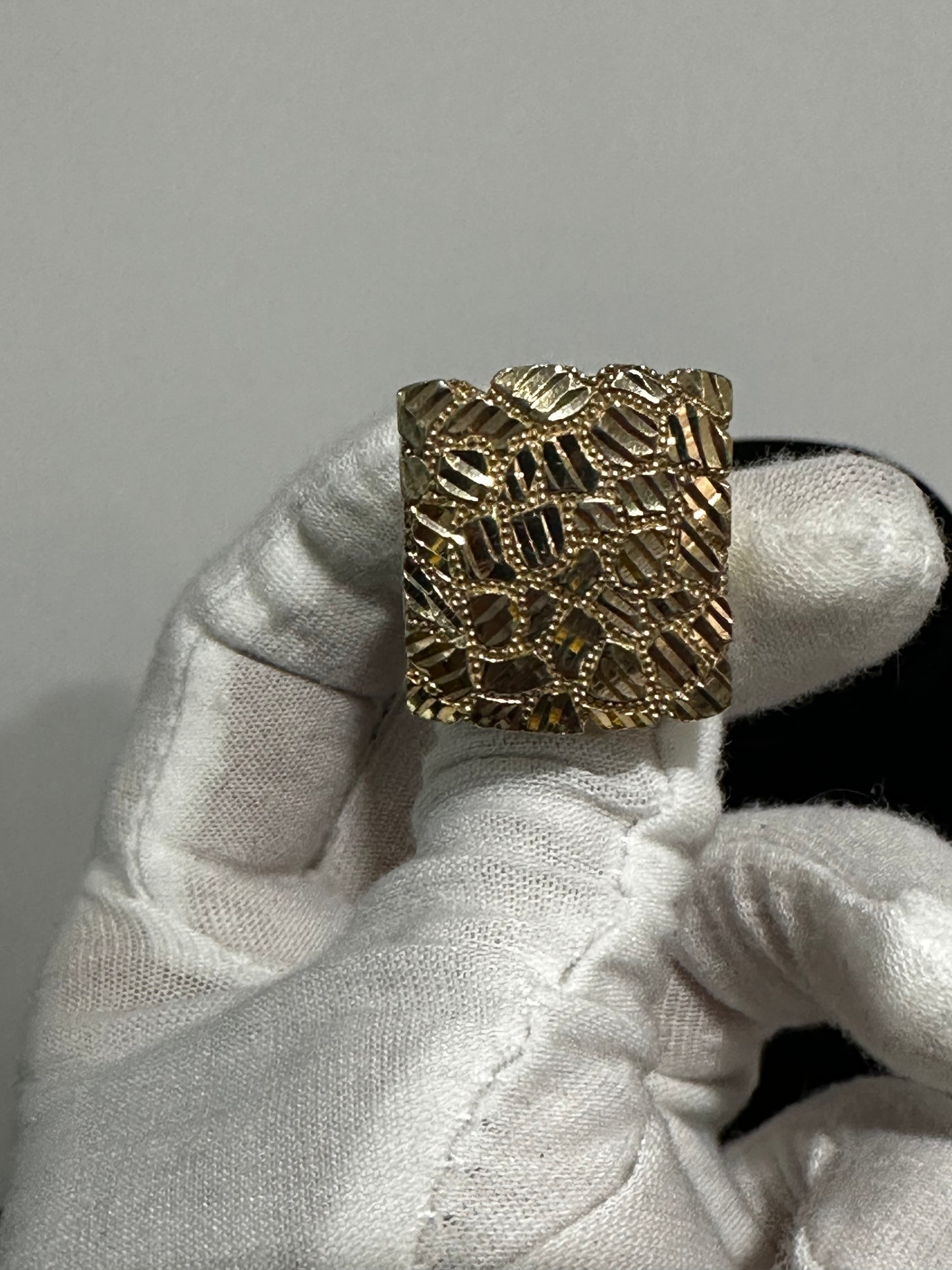 10K Nugget Ring Size 11.5