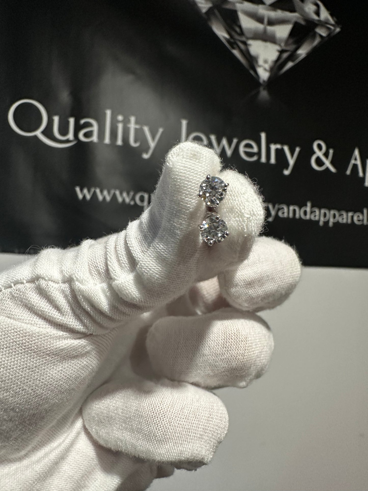14K VVS 1.11ct Studs