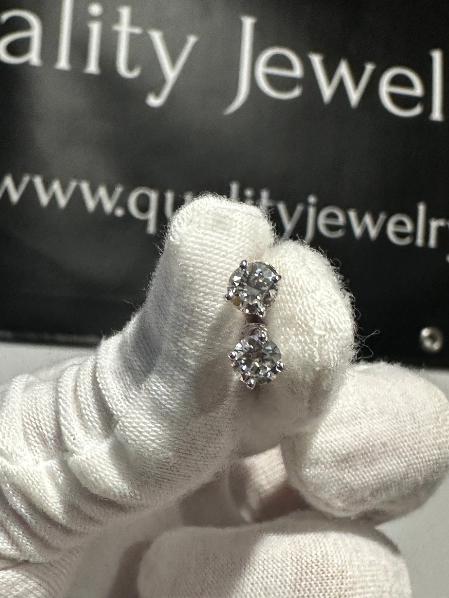 14K VVS 1.11ct Studs