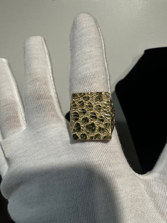 10K Large Nugget Ring Size 12.75