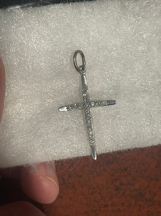 10K White Gold Diamond Pendant