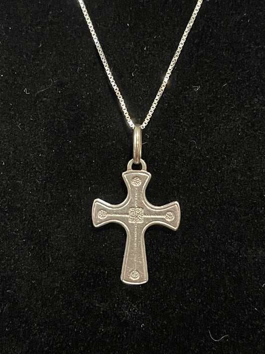 10K White Gold Cross & Box Link Chain 18.25”